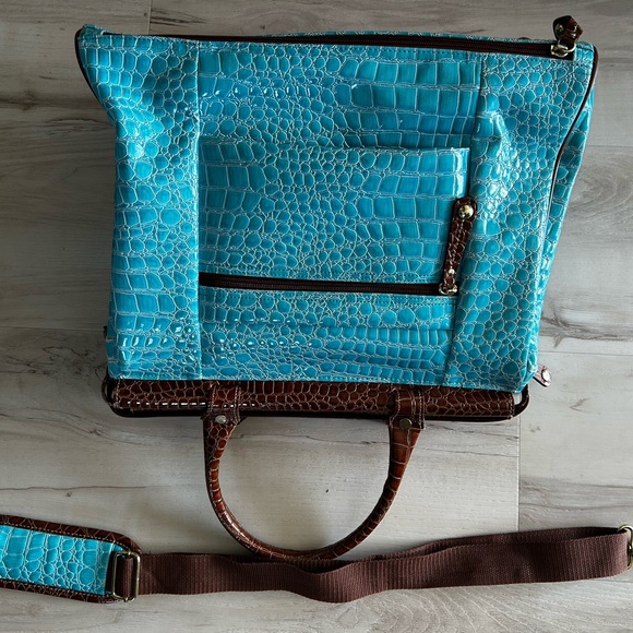 Turquoise and Brown Travel Luggage Set - Picture 10 of 16